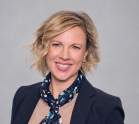 Christa Lewis headshot